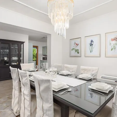 Villa The Nest *