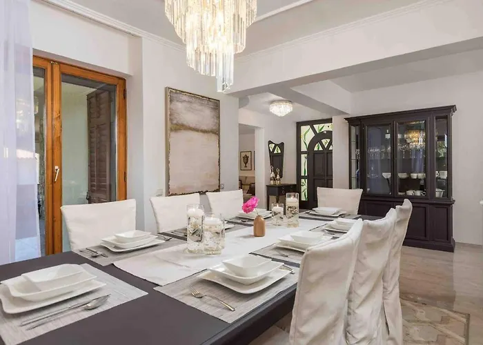 The Nest Villa